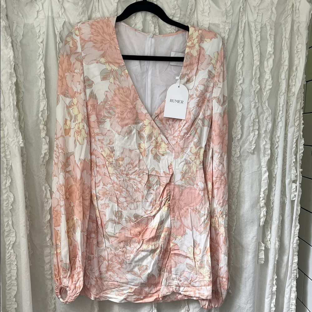 Floral V-Neck Blouse - Peach and Cream
